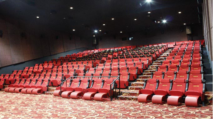 Phòng chiếu phim trong rạp Lotte Cinema Cộng Hòa